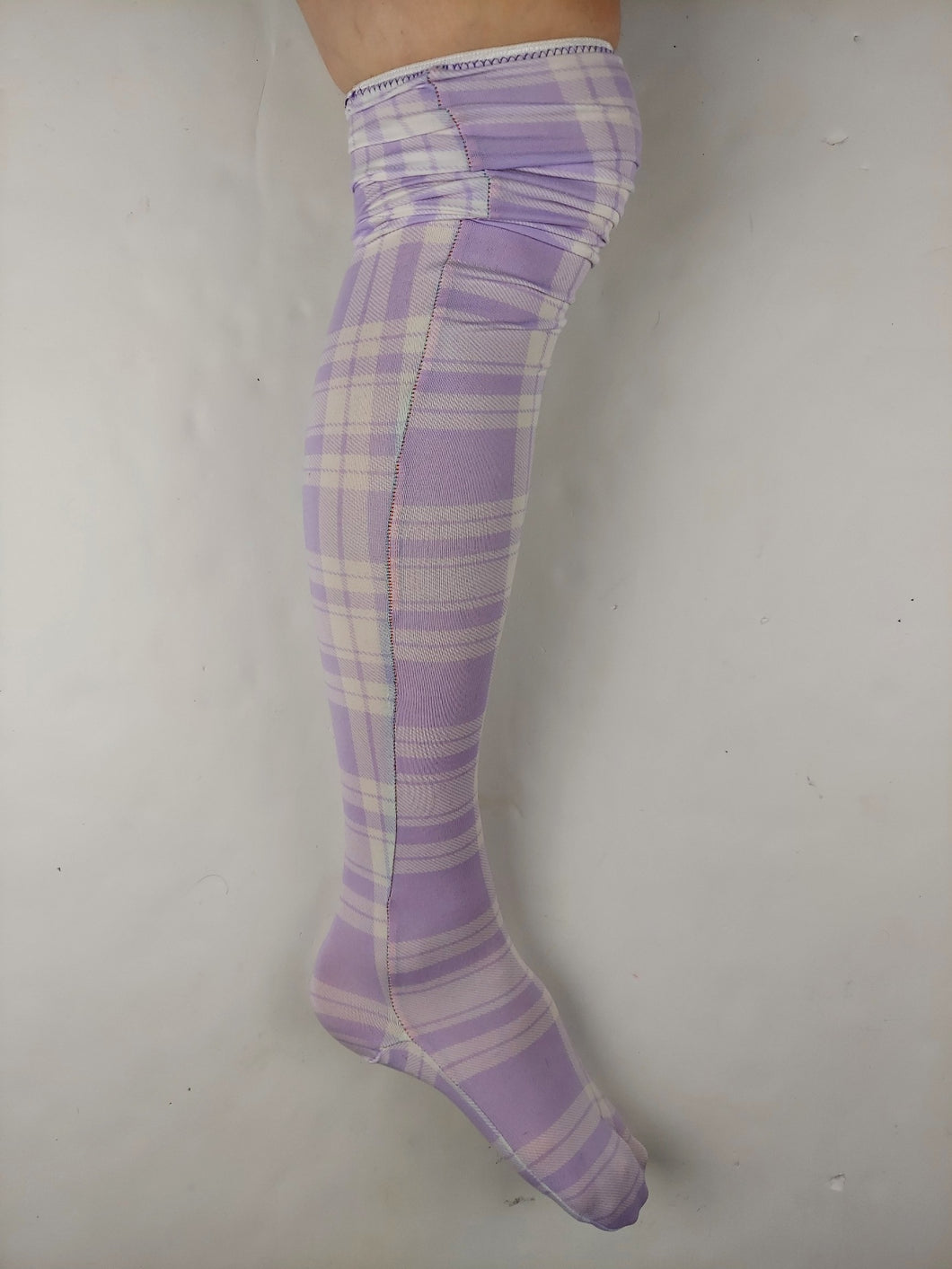 WOMENS 5-7 Pastel purple and white plaid over the knee tabi socks