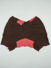 Load image into Gallery viewer, Select size Brown and corral gusset shorts
