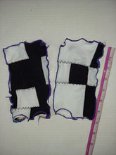 Load image into Gallery viewer, Black and white Patchwork arm warmers
