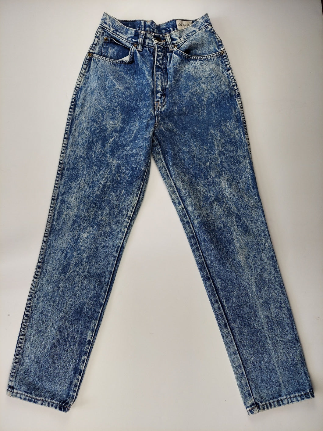 SMALL vintage acid wash tapered jeans